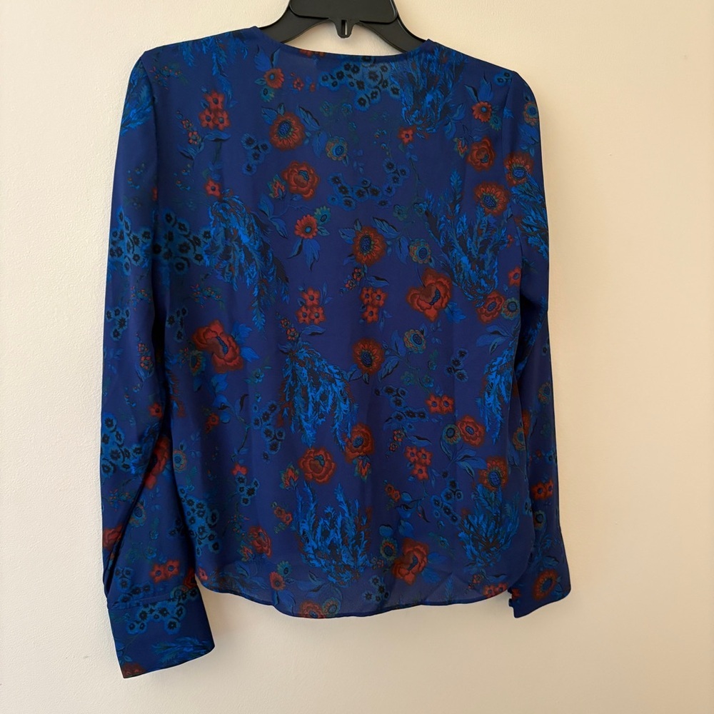Halogen Nordstrom Blue Floral Surplice Wrap Blouse Small Long Sleeve Top - Picture 2 of 4